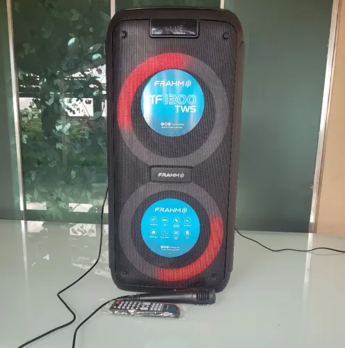 CAIXA DE SOM FRAHM 1300 TWS (entrada de USB, microfone, cartão de memória, controle )