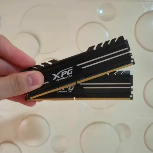 Memoria Ram XPG 16GB (8x2) 3000MHz DDR4 (PERFEITO)