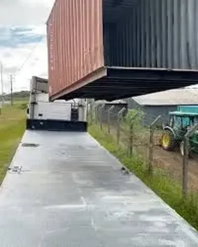 Container de 6 metros HC alto 2,90 de altura parte fundo 