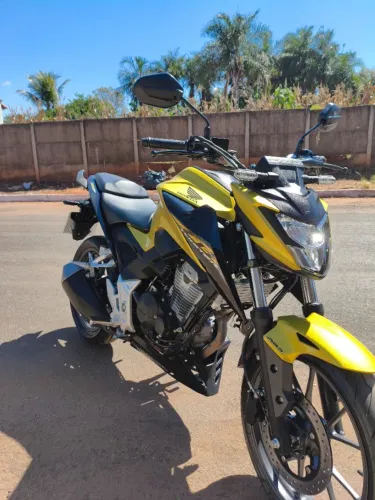 HONDA CB TWISTER 300F