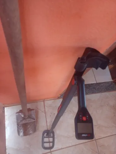 Kit detector de metal minelab + pá de areia (sandscoop)