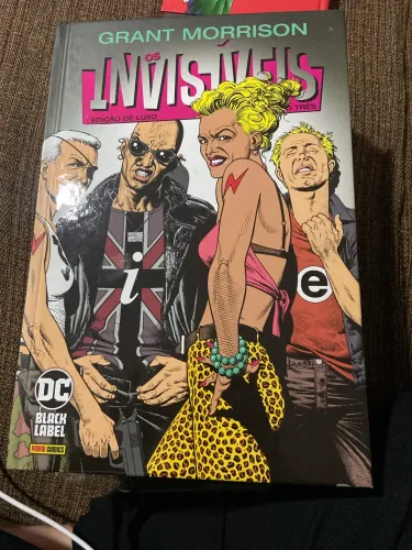 Os Invisíveis - Edição Luxo - Livro Três - Grant Morrison Capa dura