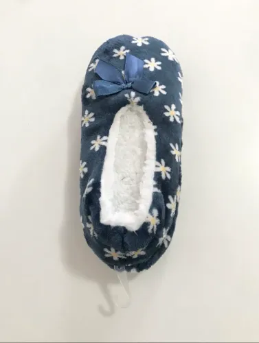 Pantufa americana nunca usada - toda forrada por dentro - azul com estampa flores