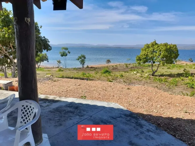Casa para Venda em Várzea Grande, 3 dormitórios, 1 suíte, 5 banheiros