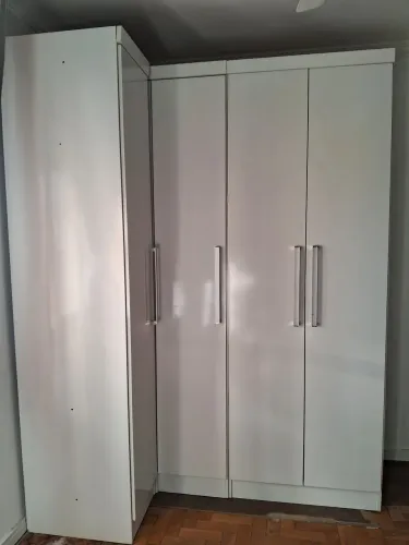 Roupeiro branco