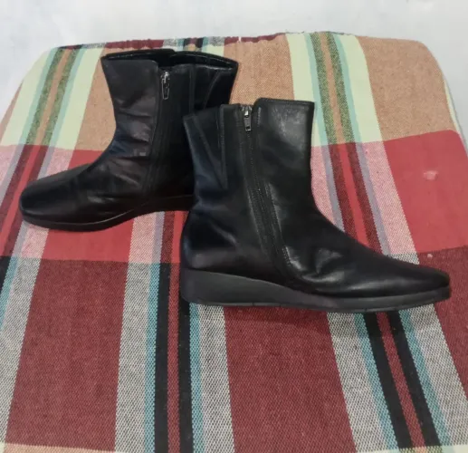 Bota Arezzo N°36