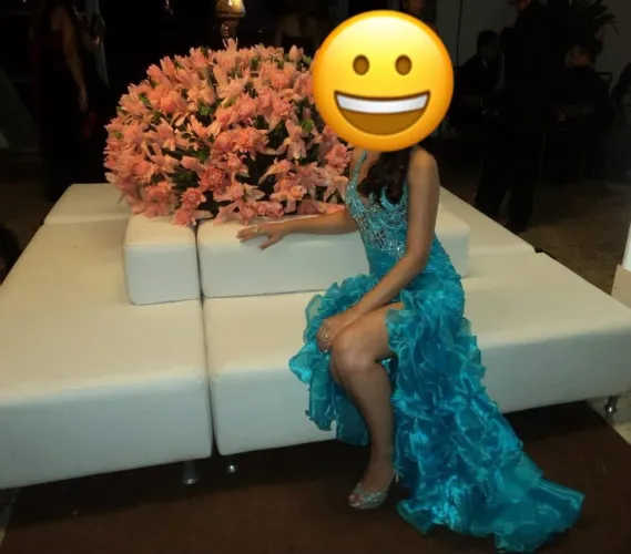 Vendo vestido luxo azul