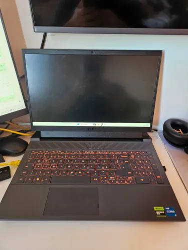 DELL G15 5530