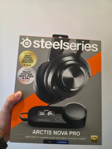 SteelSeries Arctis Nova ProMulti-System Gaming Headset GameDAC Gen 2 Lacrado