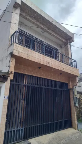 Alugo casa no bairro do Marco
