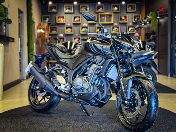 YAMAHA MT-03 PRETA 2026