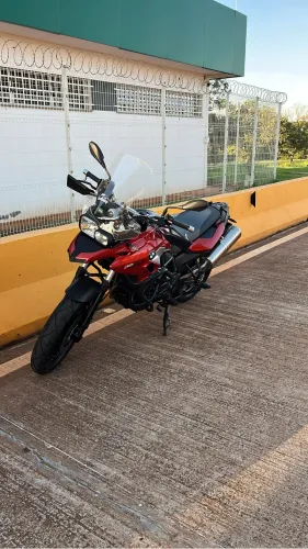 Vende-se BMW F700GS