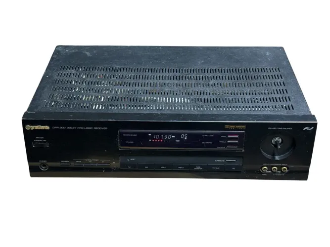 Receiver Gradiente DPR-200. Saída queimada