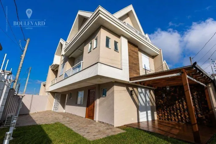 Sobrado mobiliado de esquina com 3 dormitórios à venda, 206 m² por R$ 1.490.000 - Xaxim -
