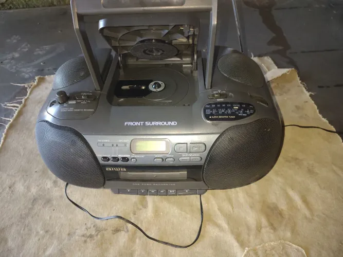 Rádio Aiwa