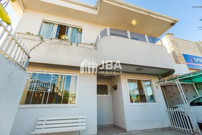 SOBRADO 3 QUARTOS CAJURU / POTENCIAL COMERCIAL