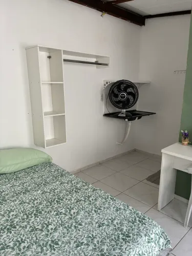 ALUGO SUÍTES PARA SOLTEIRO TUDO INCLUSO