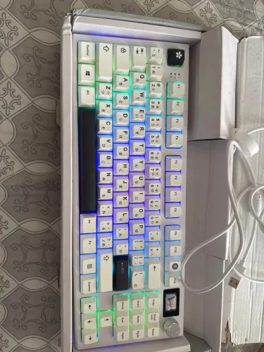 Teclado Mecânico Attack Shark K86 Wireless + 2 Jogos de Keycaps
