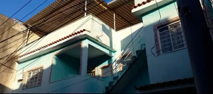 130Mil de entrada! Maravilhosa e Ampla Casa 3 quartos, Suíte!