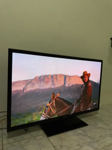 TV SAMSUNG 52 polegadas não é smart