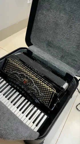 Acordeon 120 baixos original Scandalli