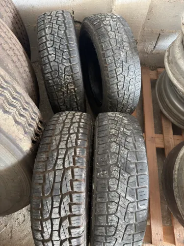 Jogo pneus 205/70 r15