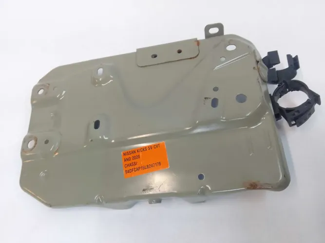 Suporte Da Bateria Nissan Kicks 2015 A 2020
