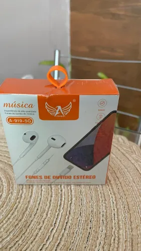  Fone de Ouvido Estéreo com Conector Lightning - Novo