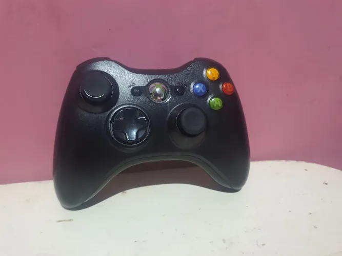Controle ORIGINAL do Xbox 360 + Jogo ORIGINAL de brinde