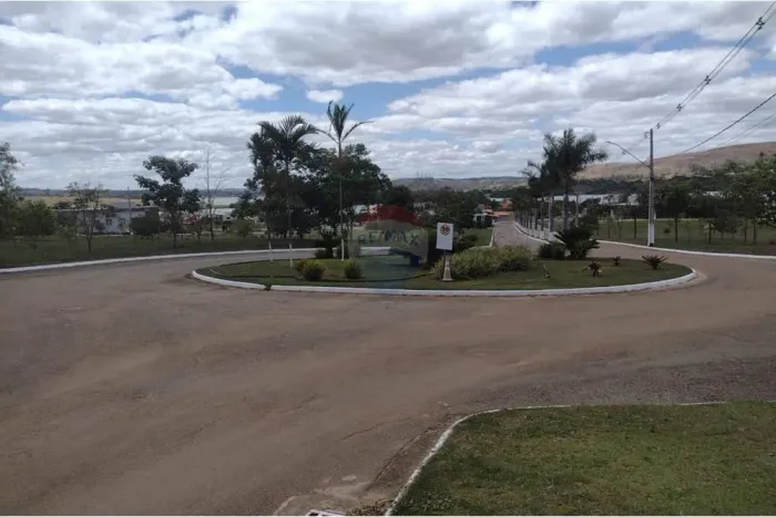 OPORTUNIDADE - VENDA DE TERRENO 1.149,99 M2 - CONDOMINIO RIVIERA DO LAGO - MACAIA/MG