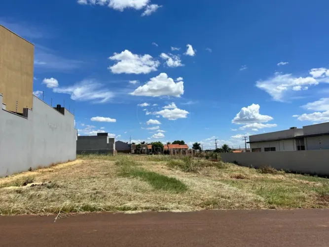 Terreno à Venda no Residencial São Domingos - Alvorada do Sul
