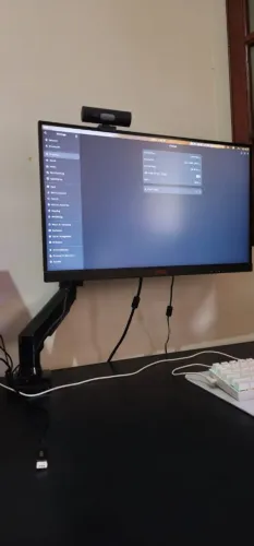 Monitor Pichau S24Pro 280hz, painel IPS e braço articulado