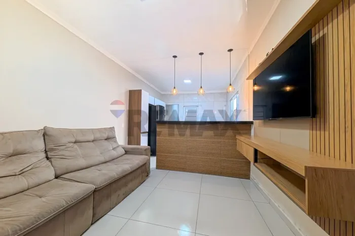 Casa á Venda na Vila Santo Antônio em Araras/SP, próxima ao centro da cidade.