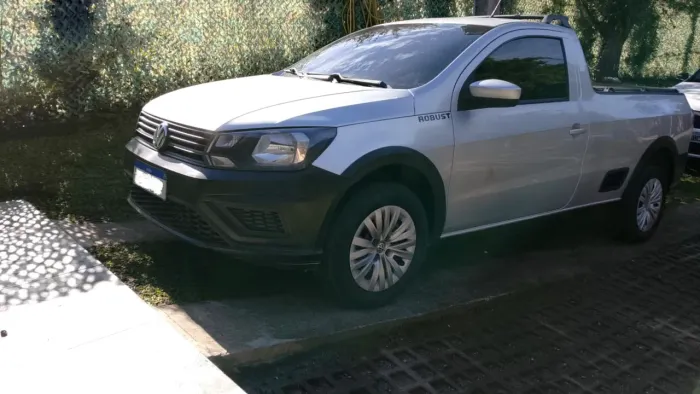 Volkswagen Saveiro Robust 1.6 Total Flex 8V 2021