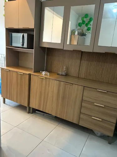 Vende -se armário de cozinha