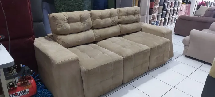 SOFÁ SEMI NOVO
