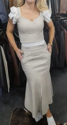 Conjunto 3 peças top- saia- jaqueta