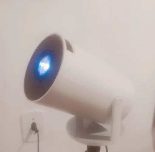 Projetor ( retirada no local