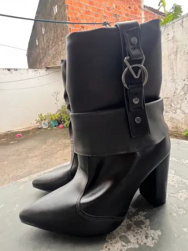 Bota Vizzano 38/ Nunca usada