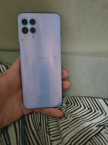 Moto g100 com defeitos