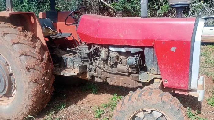 Vendo trator Massey Ferguson 290 duas alavanca e bazuca...