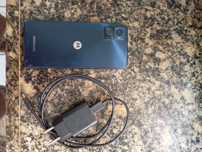 Vendo celular E22 novo!!!