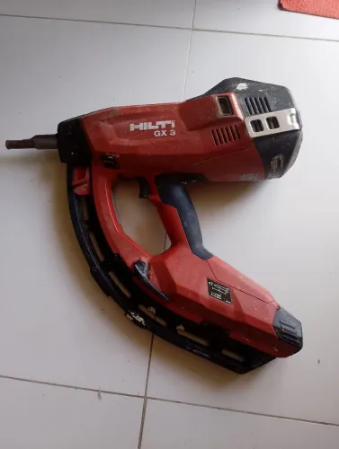 Veda de uma finca pino Hilti gx 3 usada a gás 