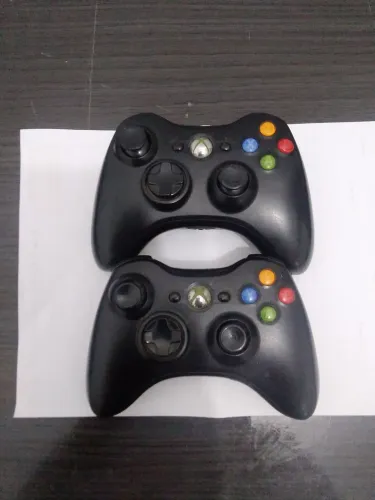 Kit 2 controle xbox 360 usado marcas de uso Funcionando Perfeitamente 