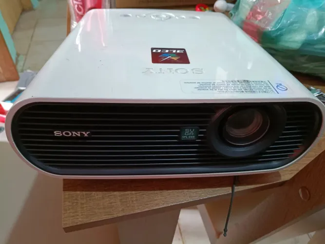 Projetor Sony Modelo VPL-EX5
