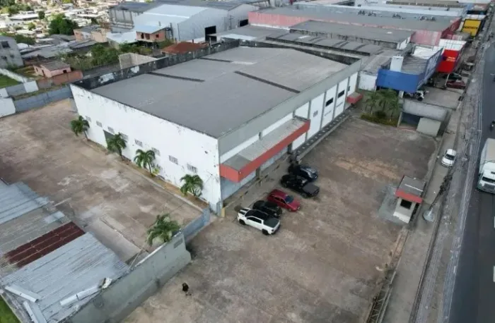 Galpão/Industrial e Logístico 2.000m² Com Pátio e Docas Na Av Torquato Tapajós