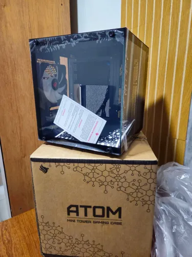 Gabinete Gamer Aquário Pichau Atom Mini Tower Vidro Temperado