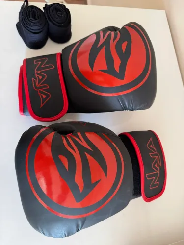 Luva Naja 14 Oz + bandagem