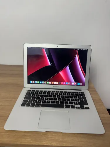 MacBook Air 2015 128GB/ 4 ram core i5
