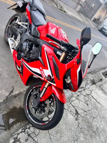 Cbr 650r 2021